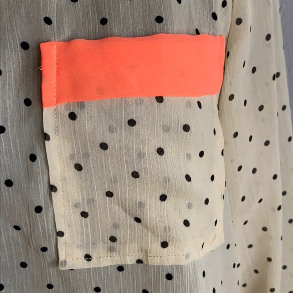 Democracy long sleeve polka dot blouse size large - Picture 5 of 15